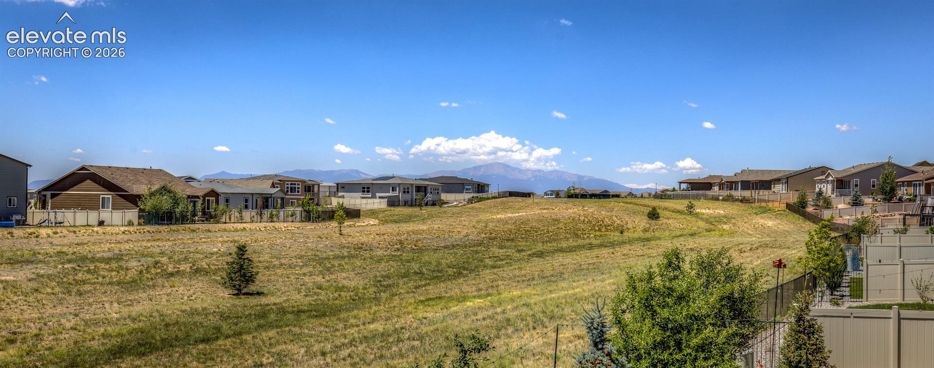 Listing photo 47 for 12931 Stone Valley Drive