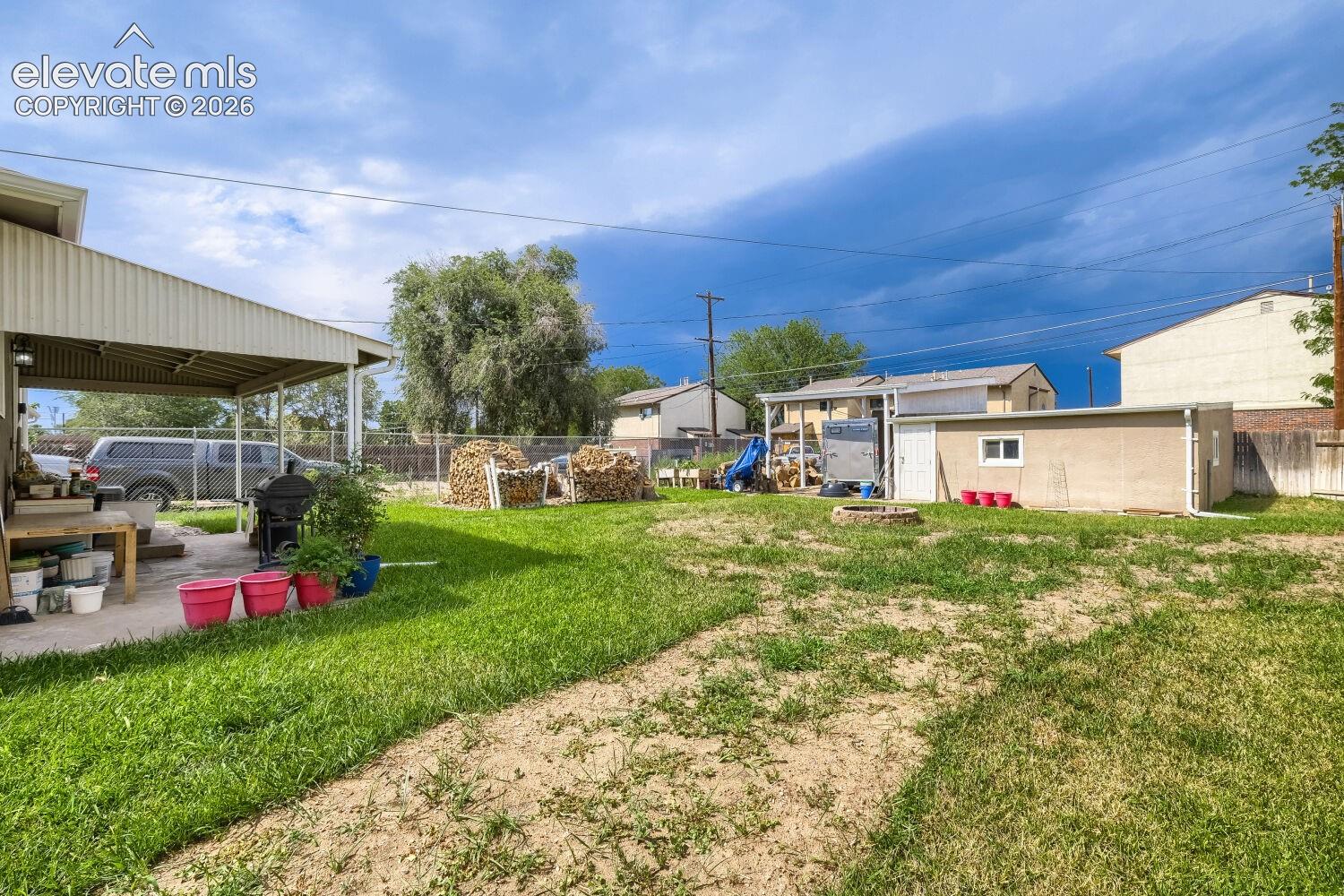 Listing photo 29 for 749 W Corona Avenue