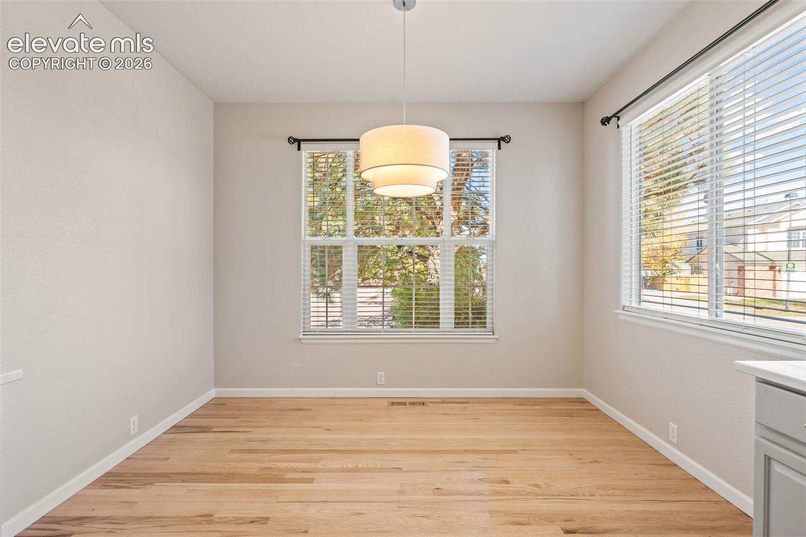 Listing photo 12 for 3595 Shady Rock Drive