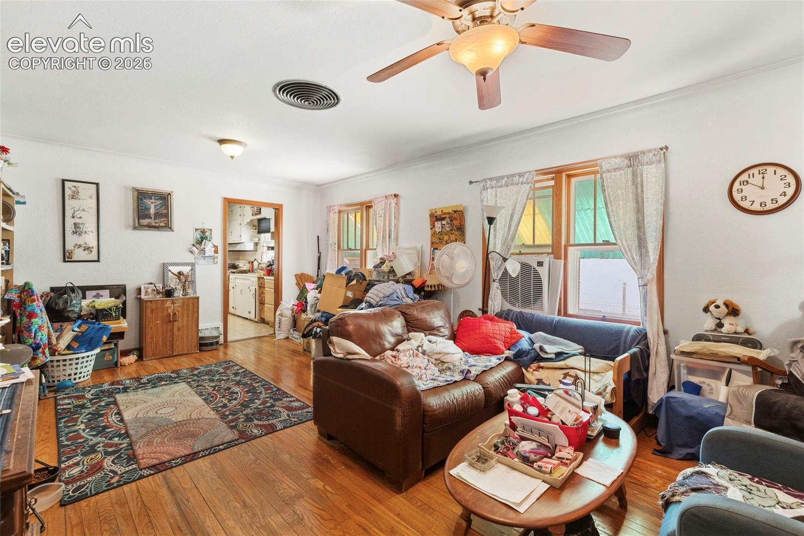 Listing photo 6 for 1128 E Routt Avenue