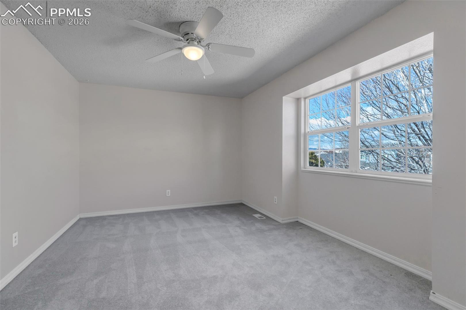Listing photo 25 for 2375 Lisa Drive
