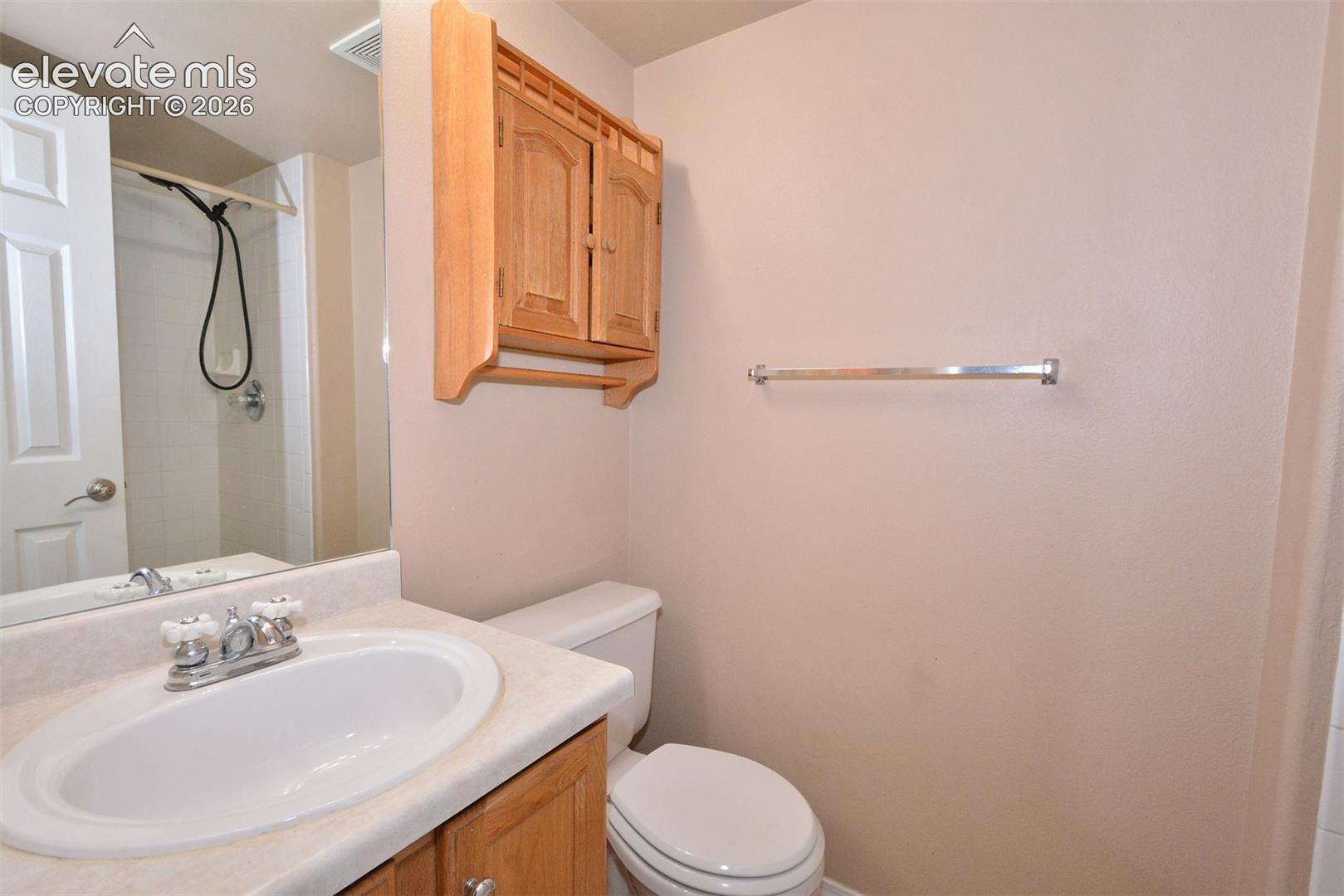 Listing photo 27 for 2040 Fairweather Way