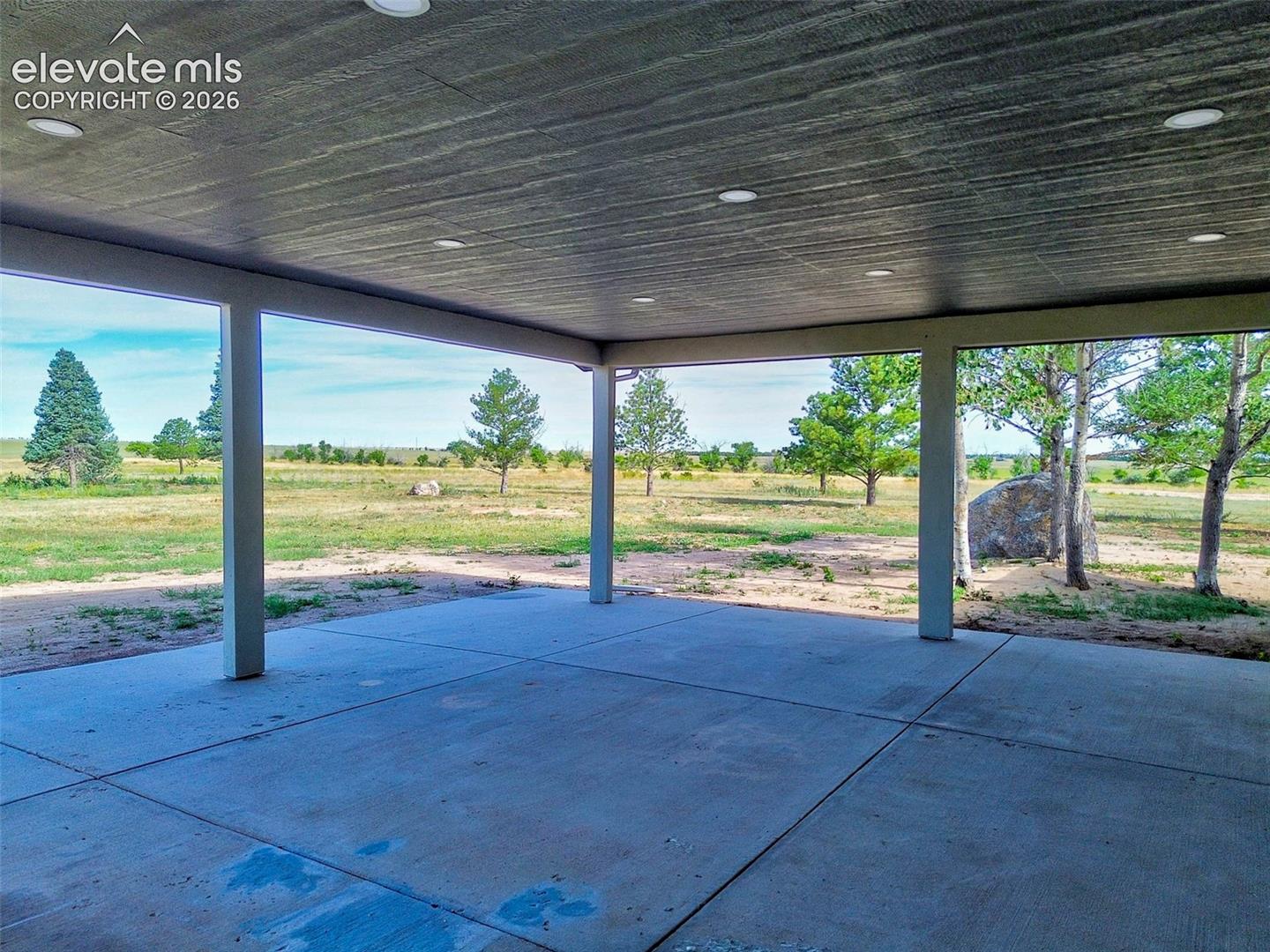 Listing photo 8 for 4520 N Ramah Highway