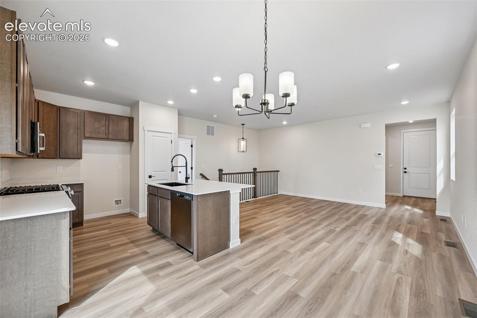 Listing photo 13 for 9684 Blaurock Drive