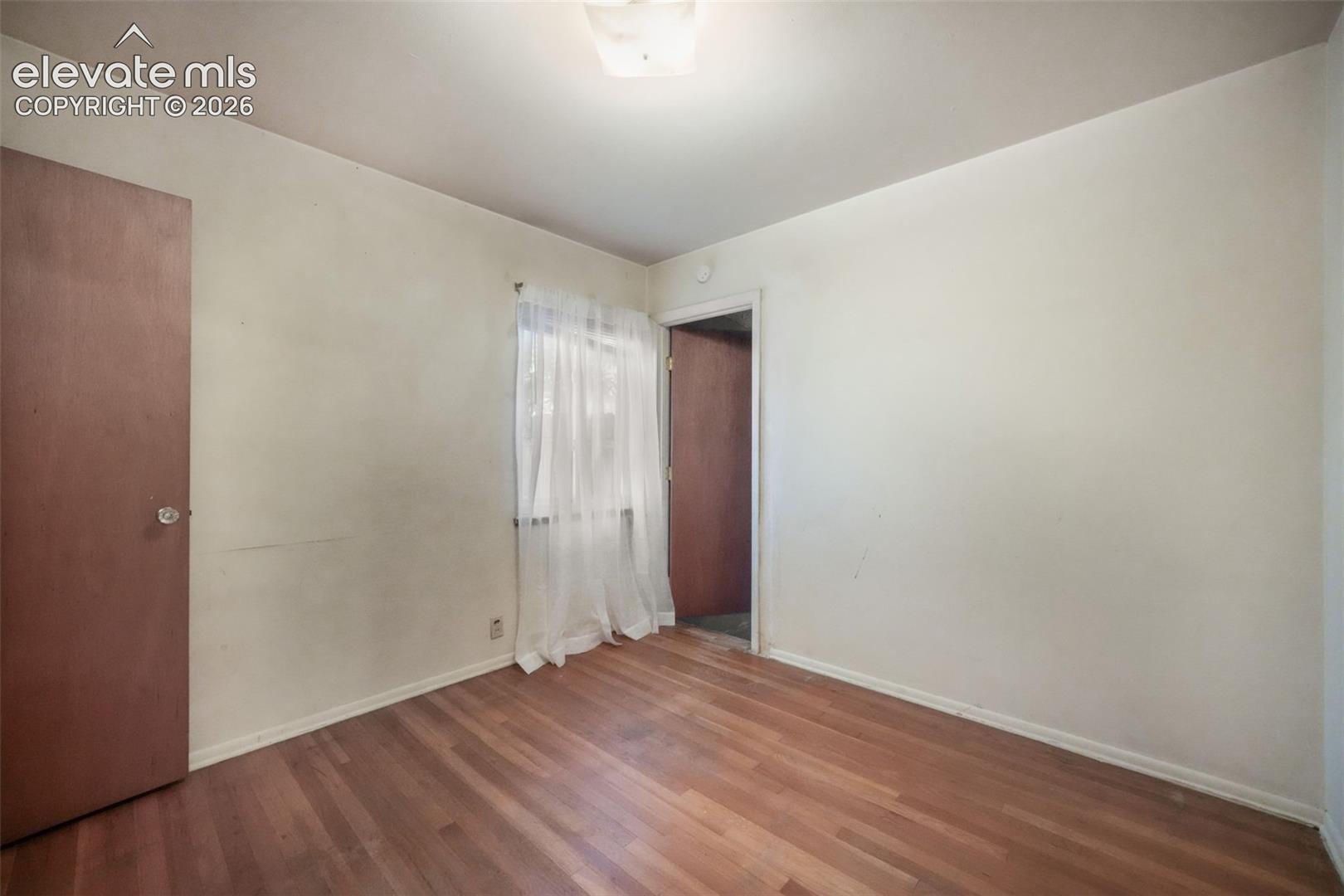 Listing photo 33 for 920 S Canosa Court
