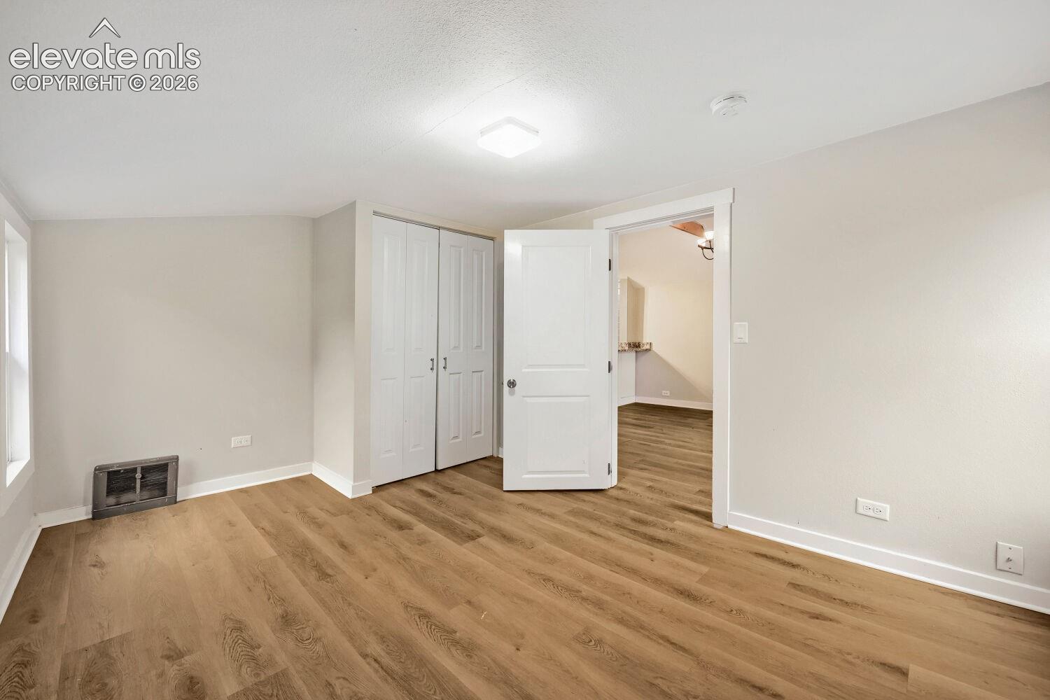 Listing photo 24 for 1112 2nd Street