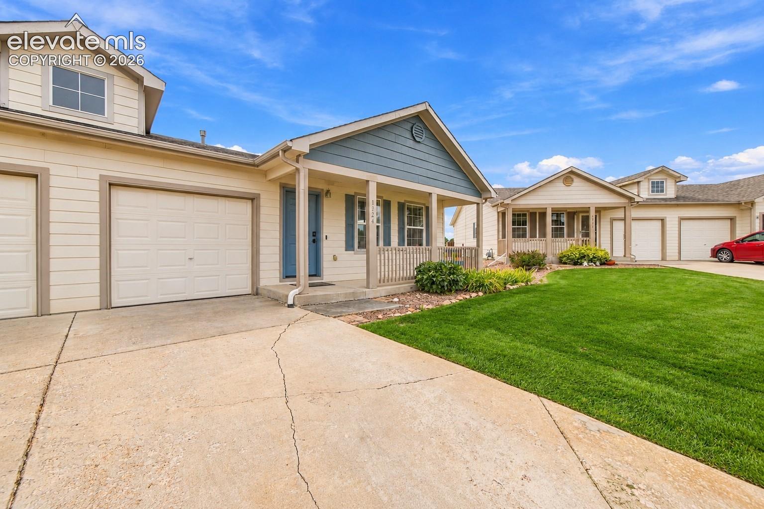 Listing photo 19 for 1324 Silver Hawk Court