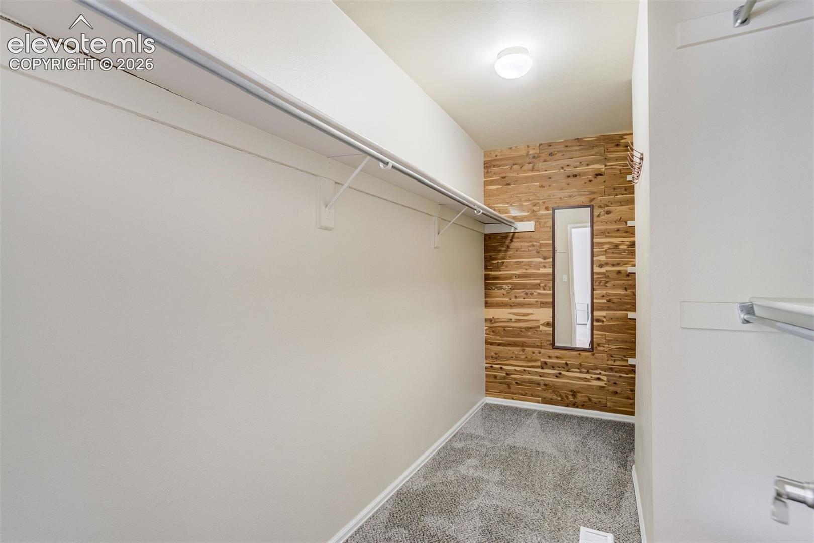 Listing photo 23 for 314 Cobblestone Drive