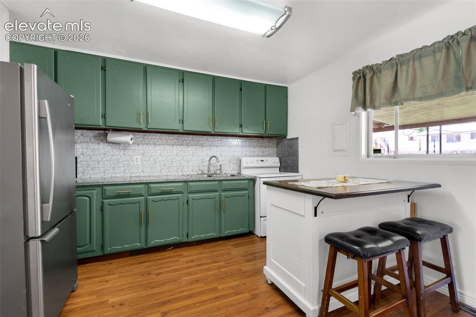 Listing photo 6 for 69 Hanson Lane