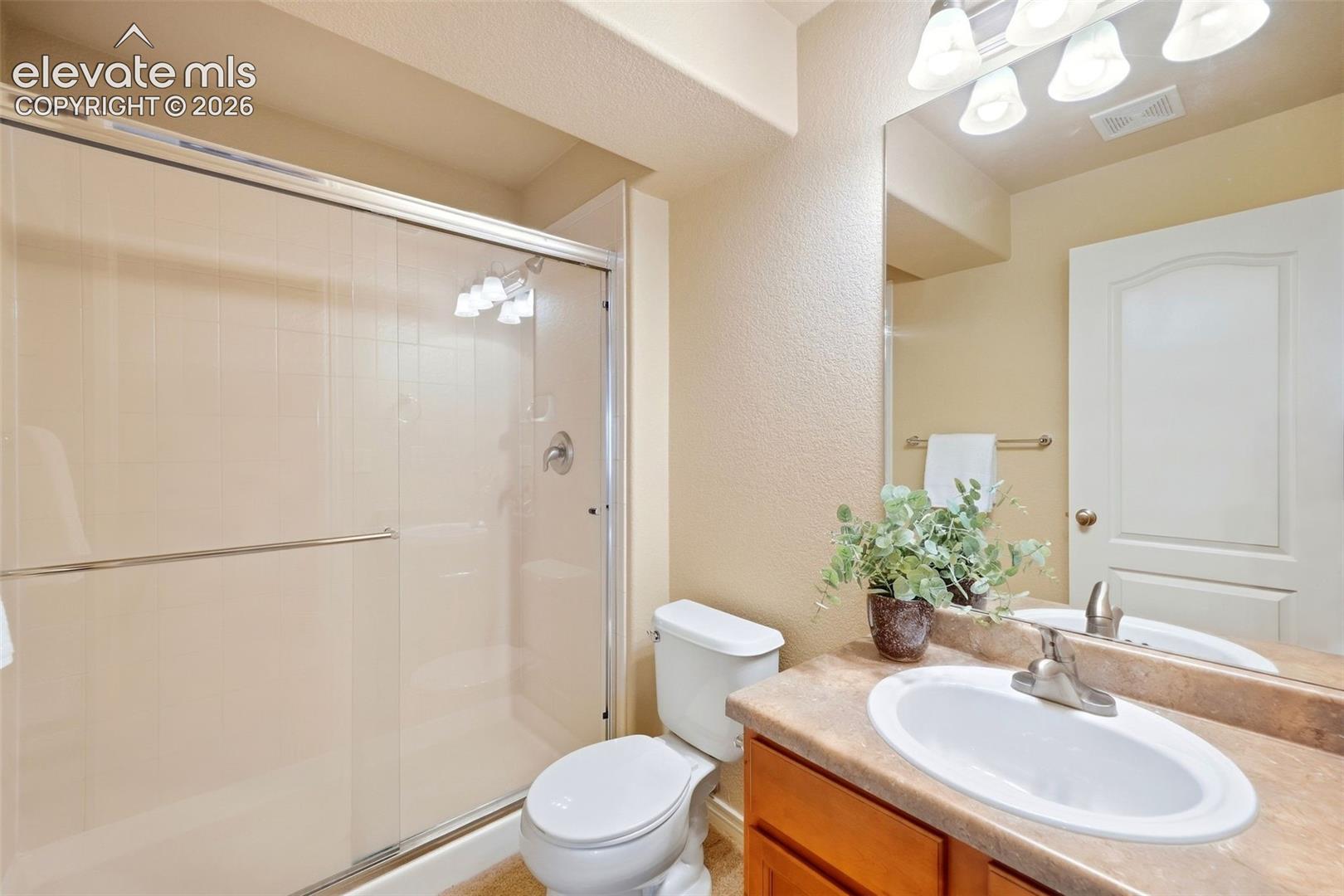 Listing photo 17 for 9895 Kings Canyon Drive