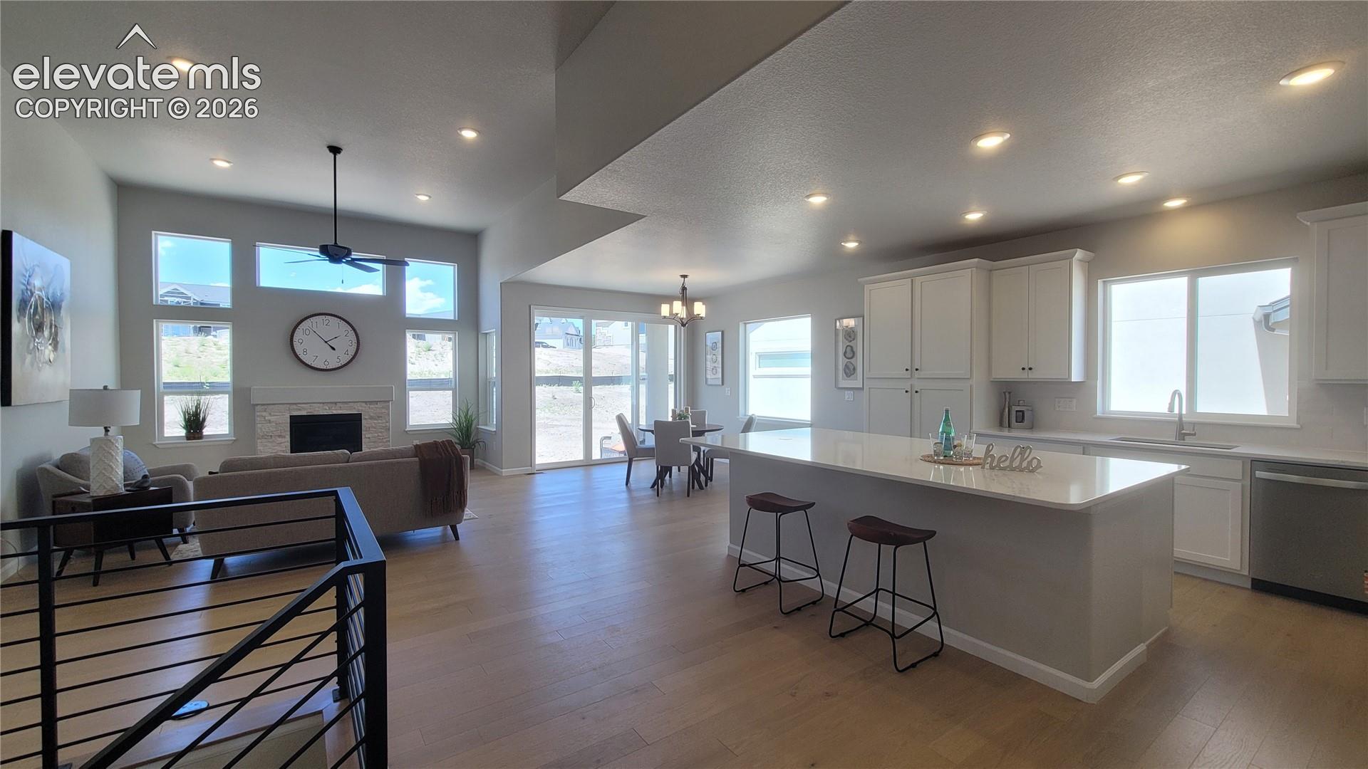 Listing photo 6 for 6532 Miro Lane