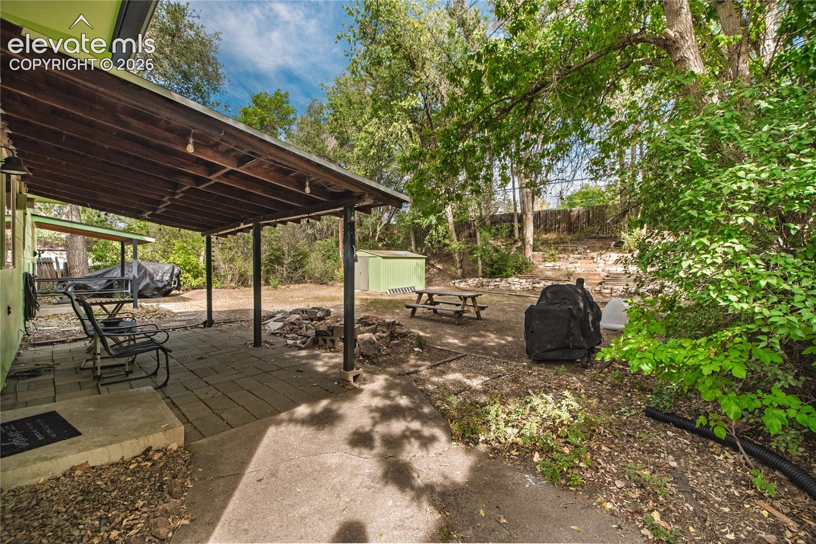 Listing photo 28 for 2512 E La Salle Street