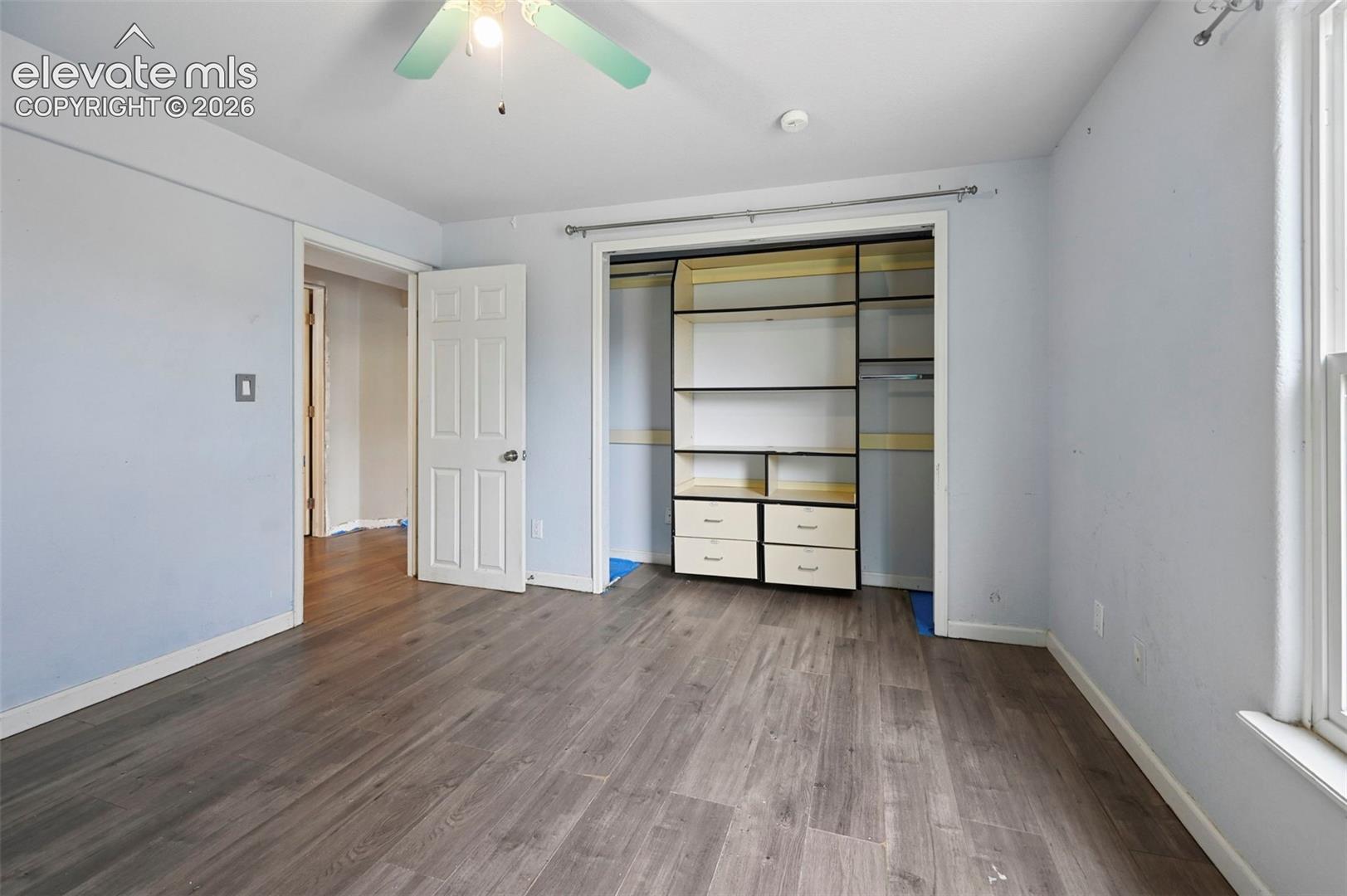 Listing photo 7 for 979 S Alexis Lane