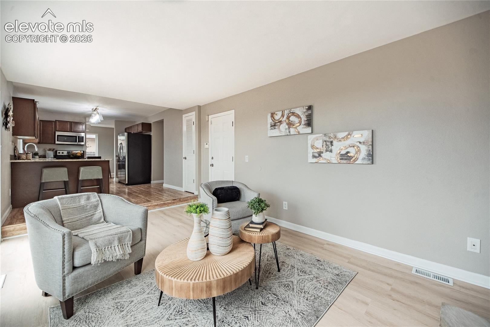 Listing photo 23 for 4325 Ramblewood Drive