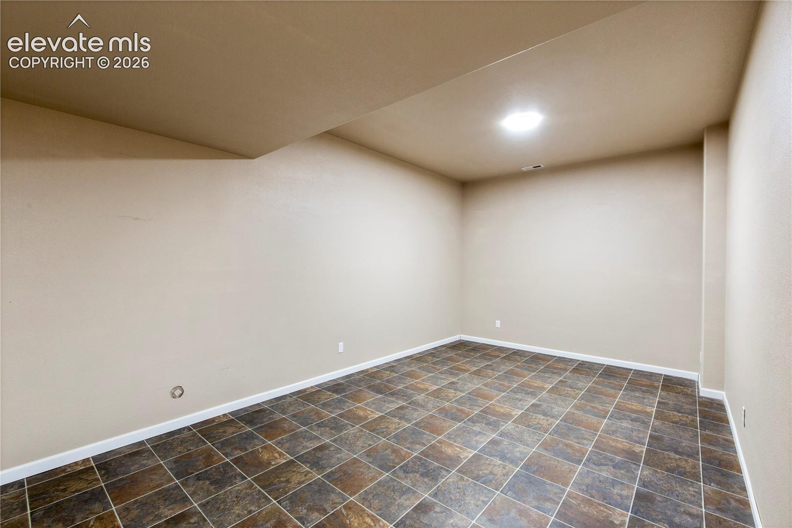 Listing photo 29 for 3290 Hamal Circle