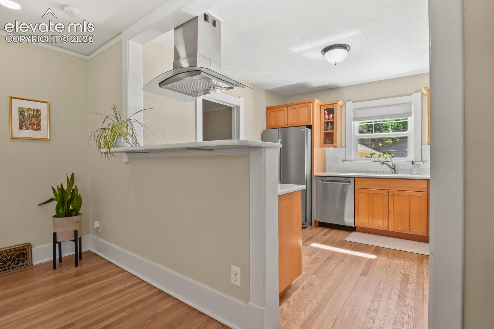 Listing photo 15 for 1507 N El Paso Street