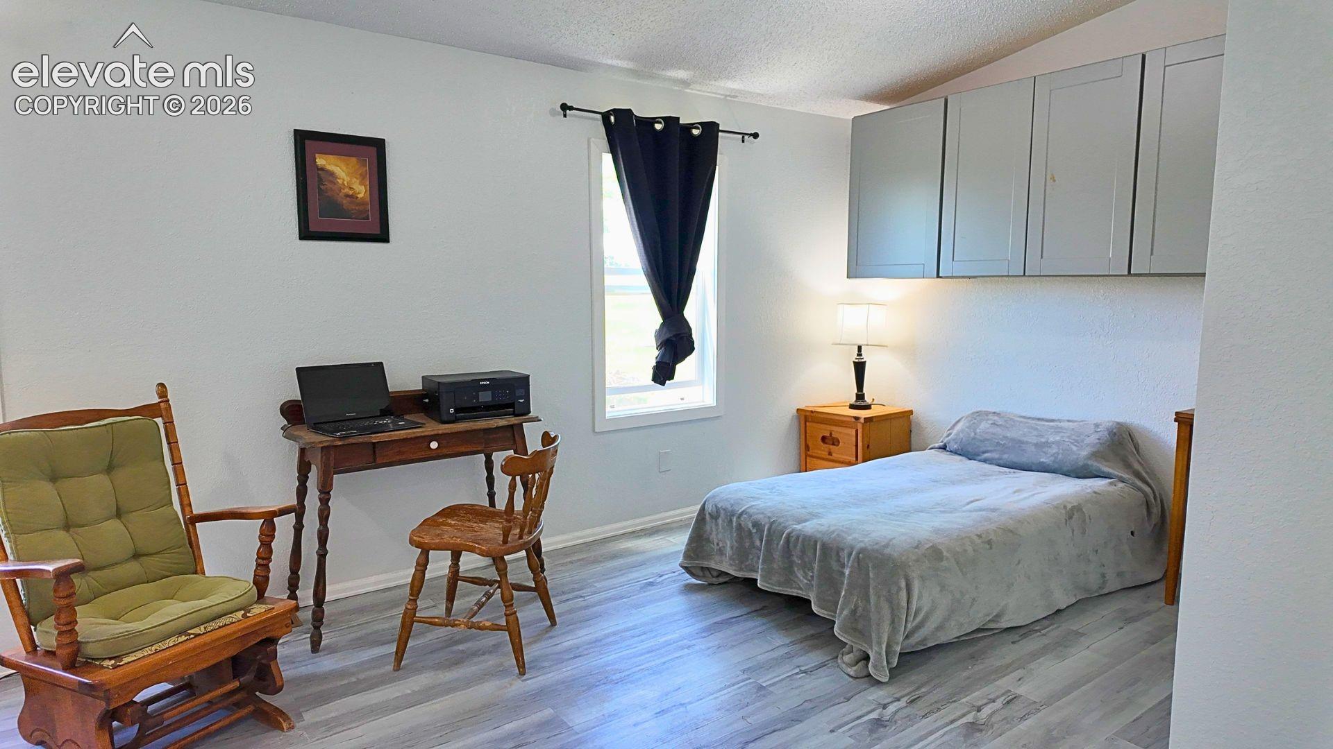 Listing photo 13 for 39030 Alta Vista Road