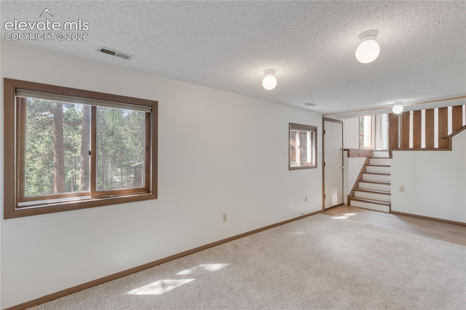 1257 Midland Avenue, photo 33