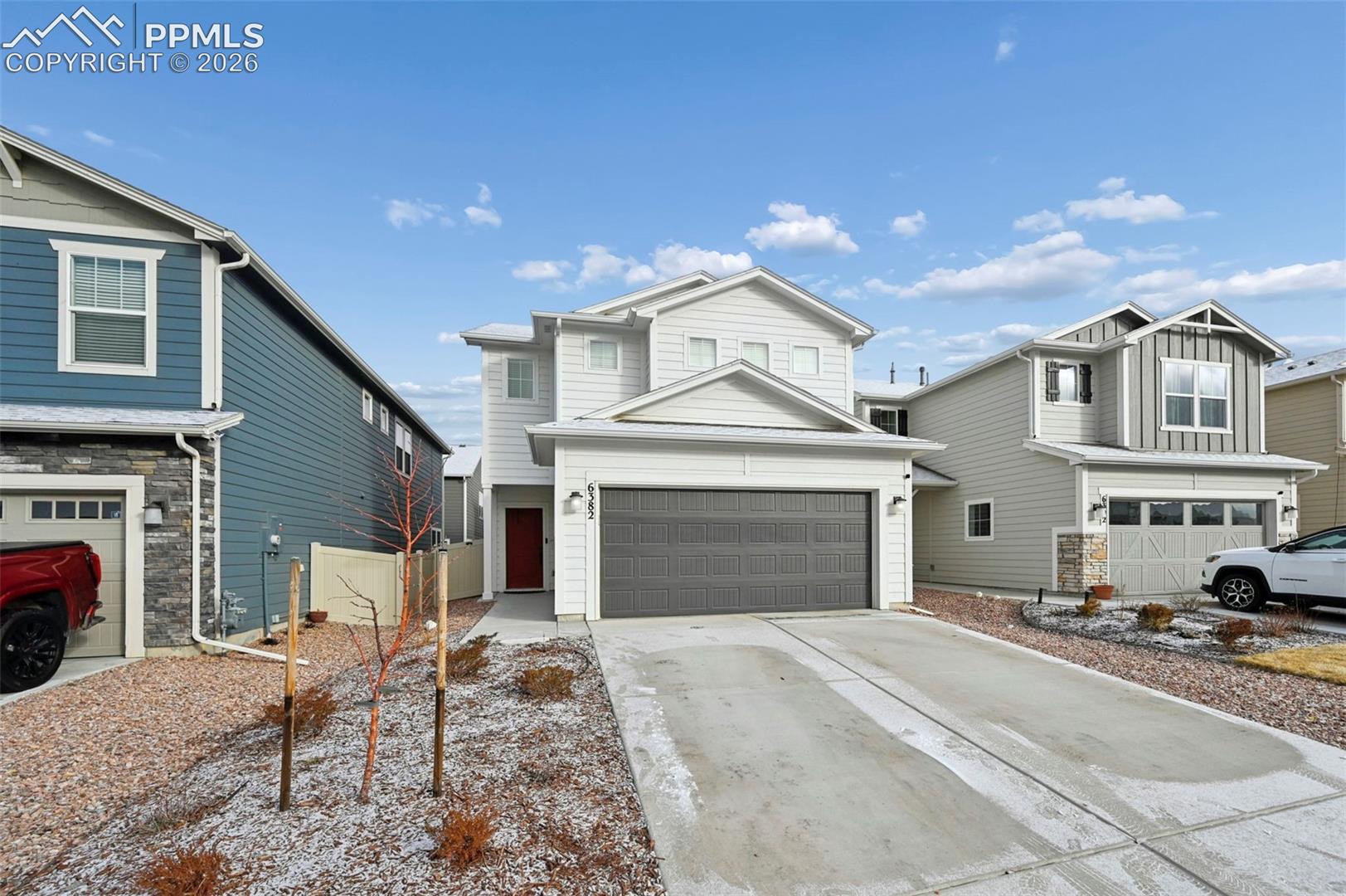6382 Barr Point