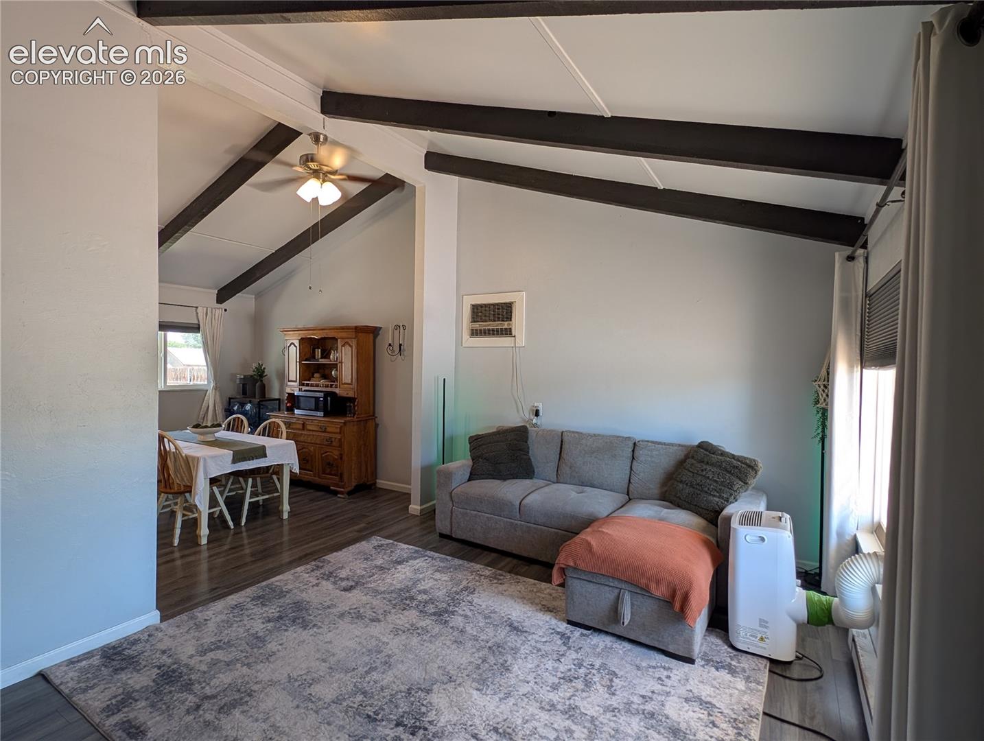 Listing photo 2 for 2305 Cheyenne Avenue