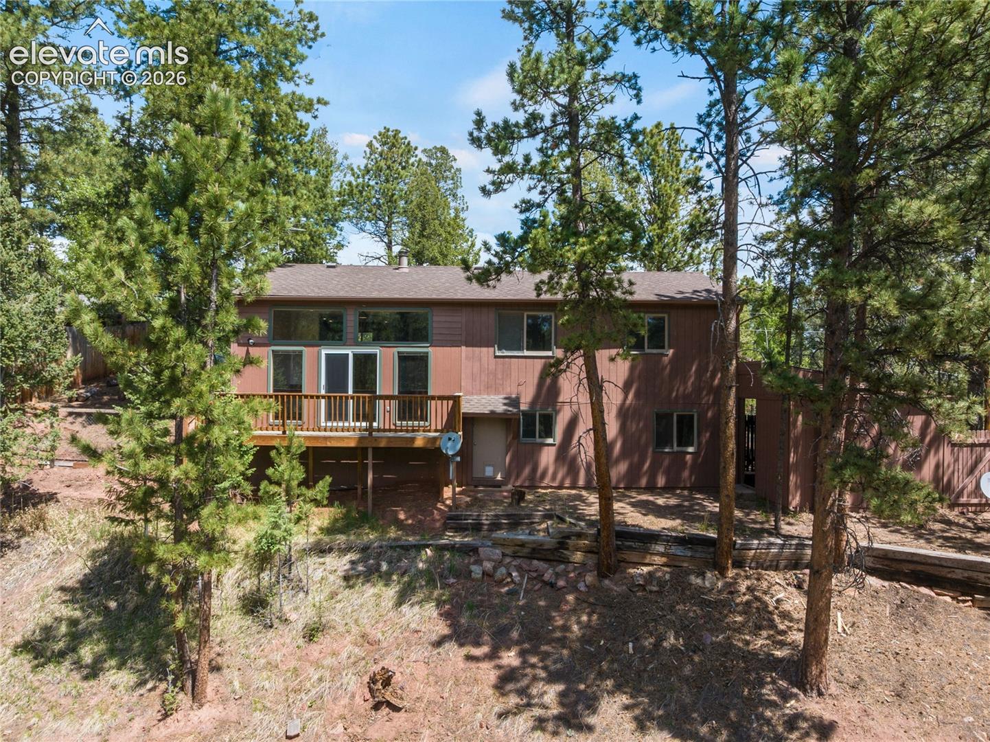 Listing photo 37 for 1257 W Midland Avenue