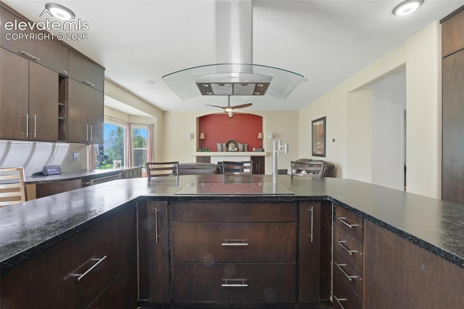 1353 Lookout Springs Drive, photo 14