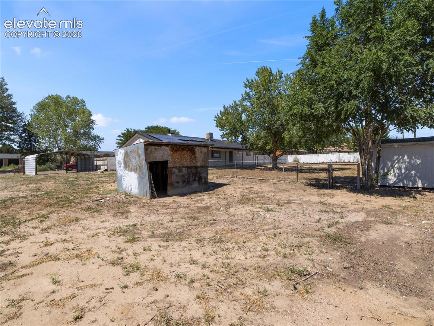 Listing photo 21 for 1522 Whippoorwill Place