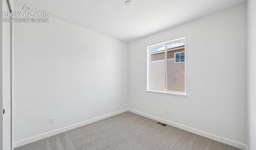 Listing photo 5 for 16729 Starfall Drive