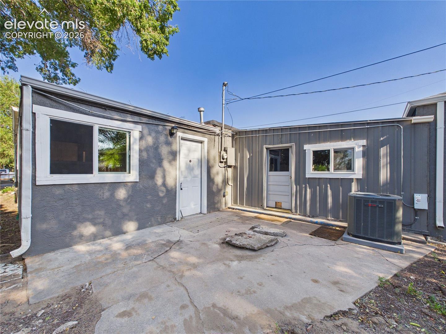 Listing photo 30 for 1530 N Norwood Avenue