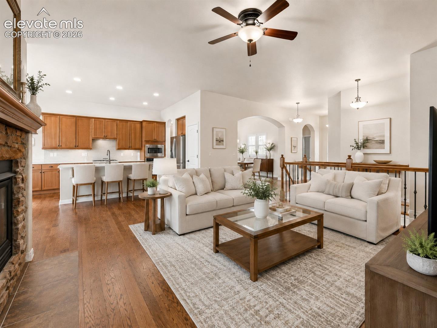 Listing photo 6 for 1168 Old North Gate Road