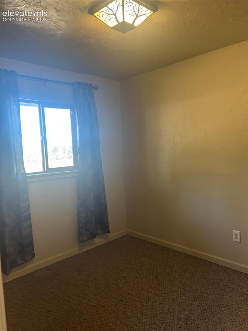 Listing photo 6 for 777 Wilson Drive