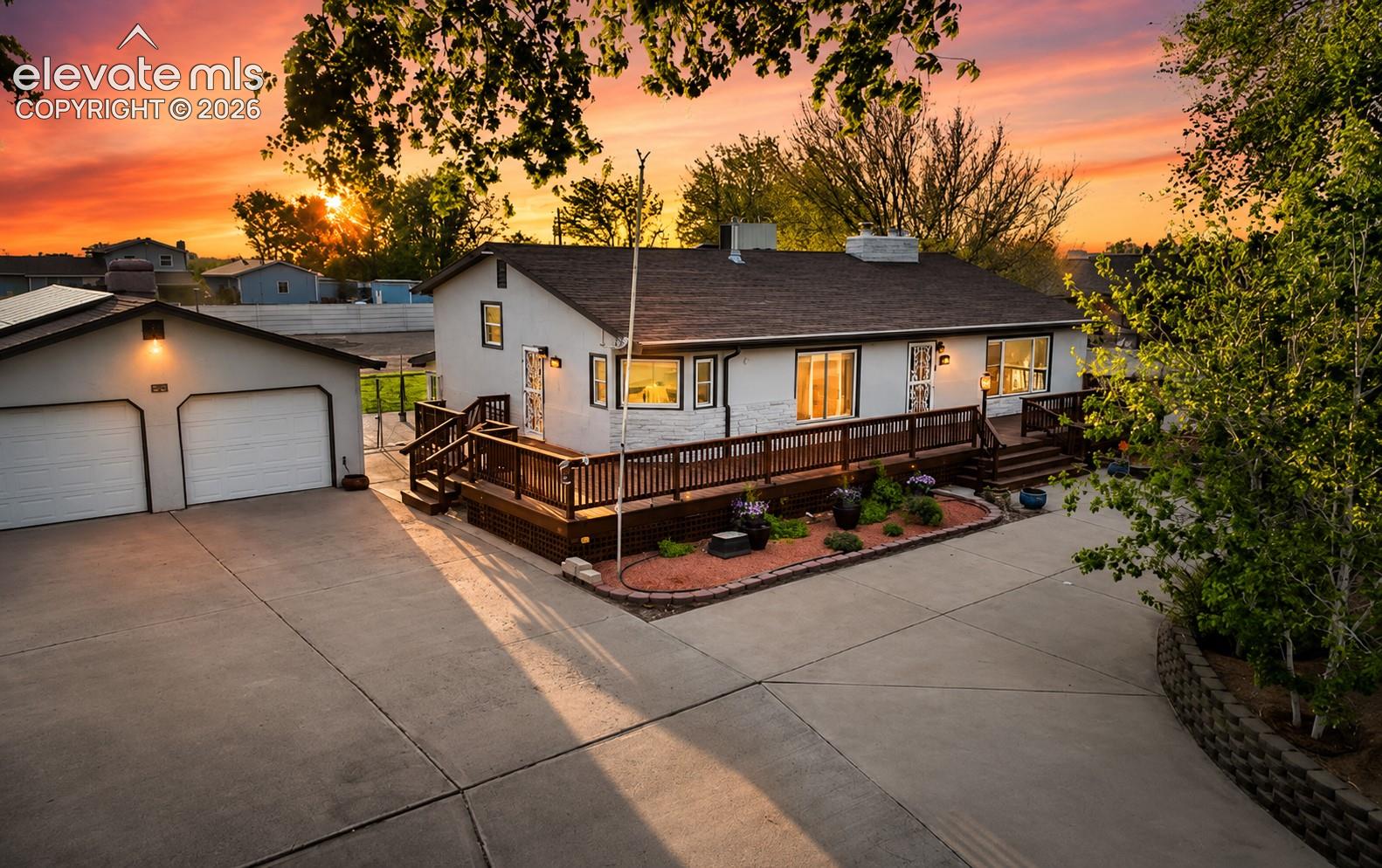 1069 Meadow Lane
