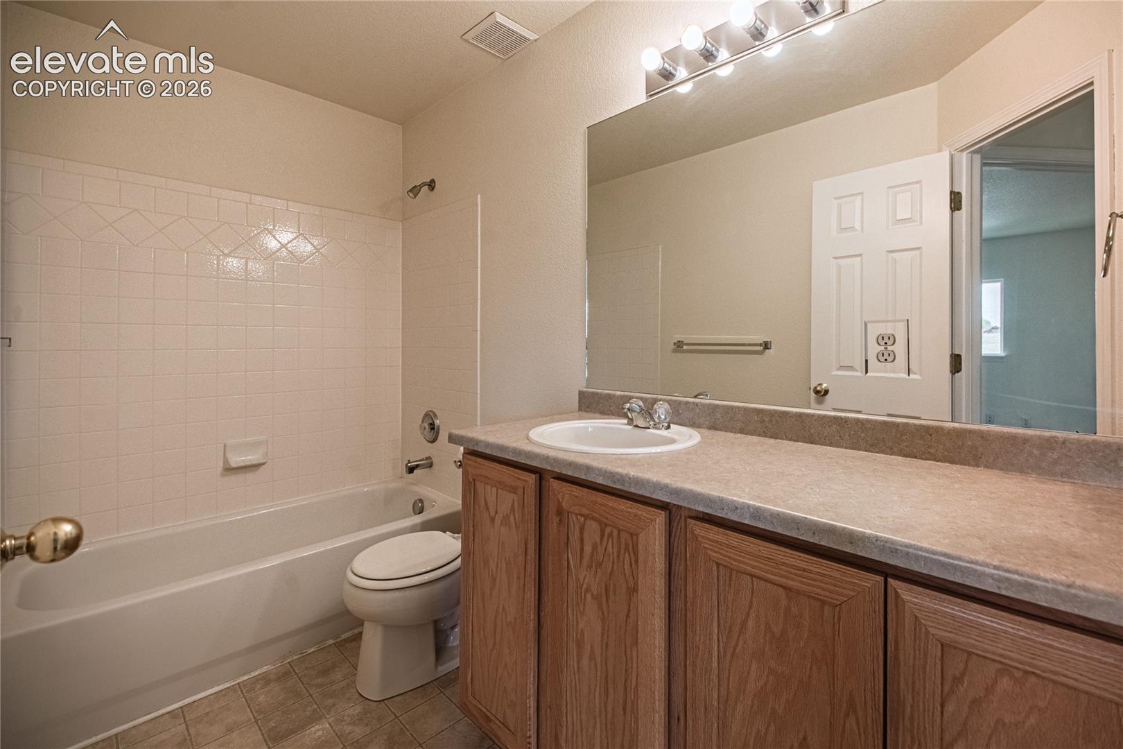 Listing photo 28 for 7119 Lone Eagle Lane