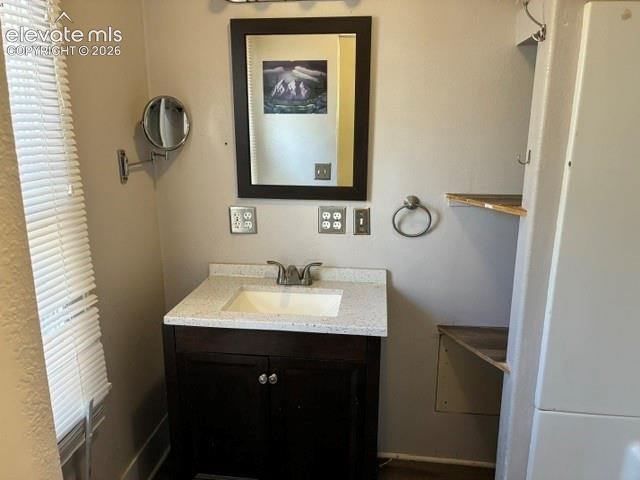 Listing photo 9 for 815 Bragdon Avenue