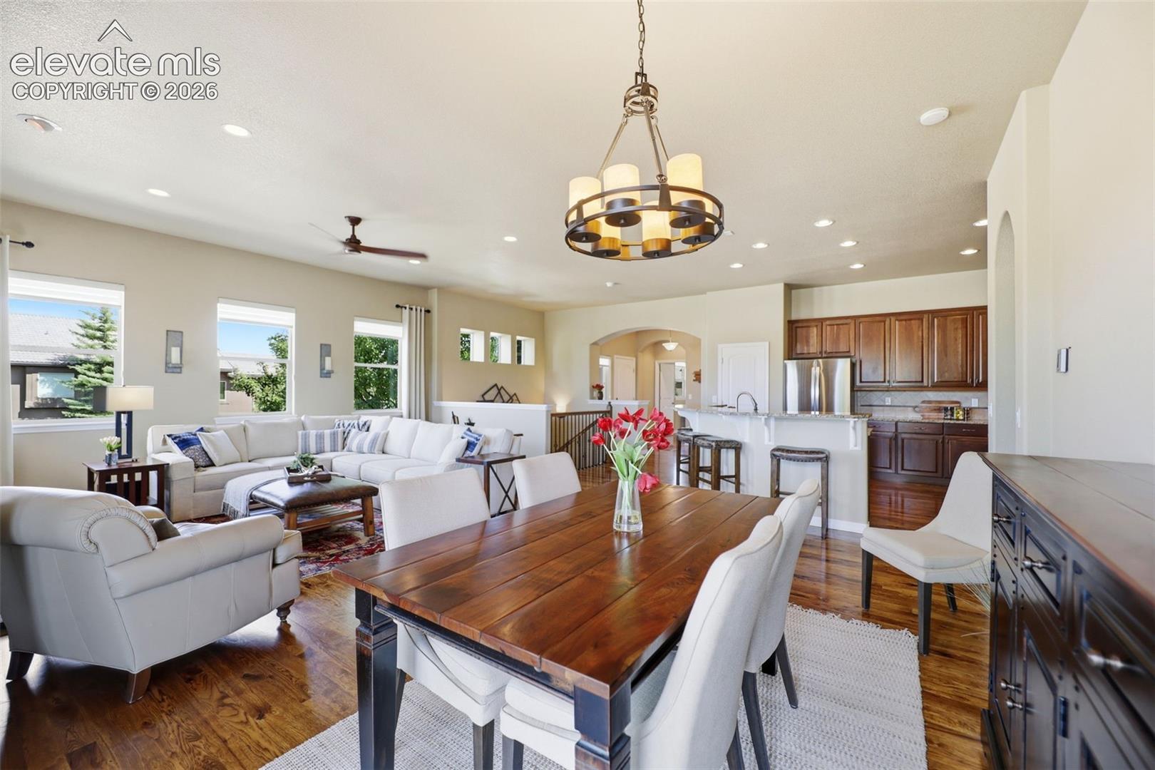 Listing photo 16 for 2415 Veneto Way