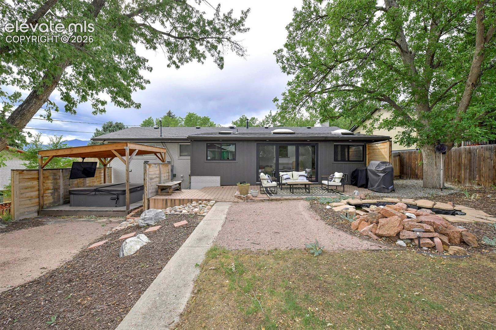 2227 Condor Street, photo 33