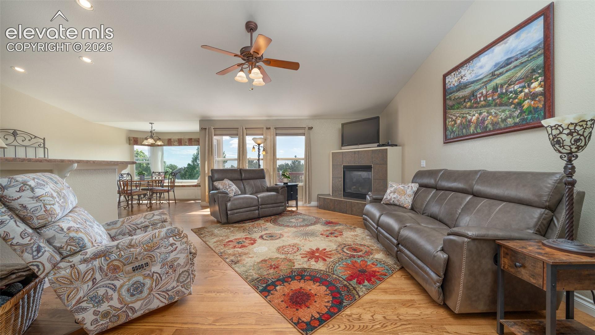 Listing photo 4 for 12213 Rio Secco Road