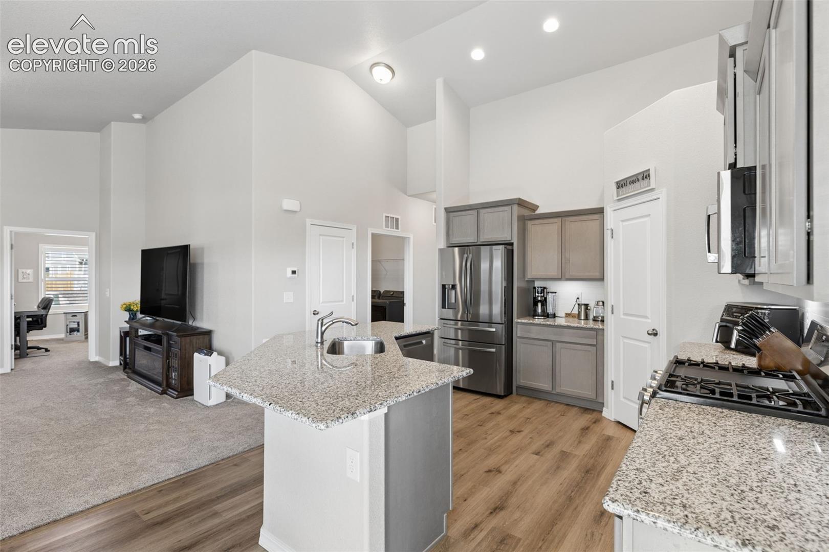 Listing photo 17 for 8675 Bynum Drive