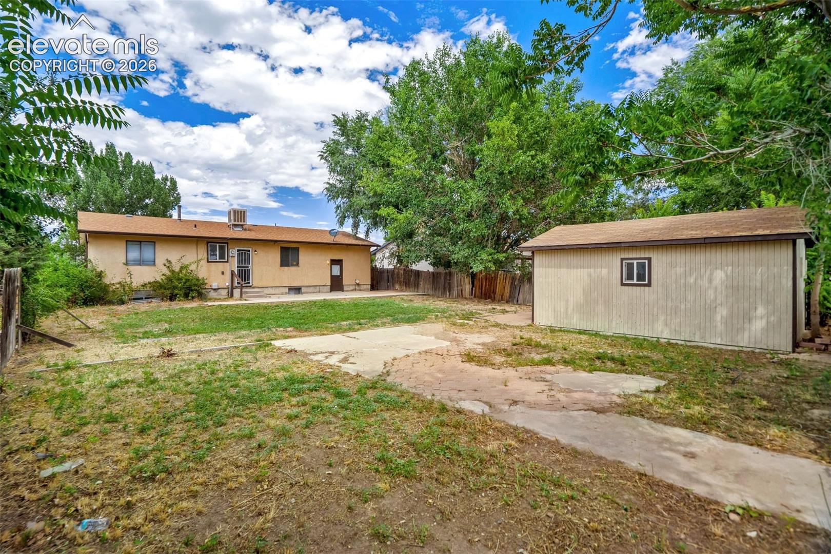 Listing photo 33 for 2408 Tucci Lane