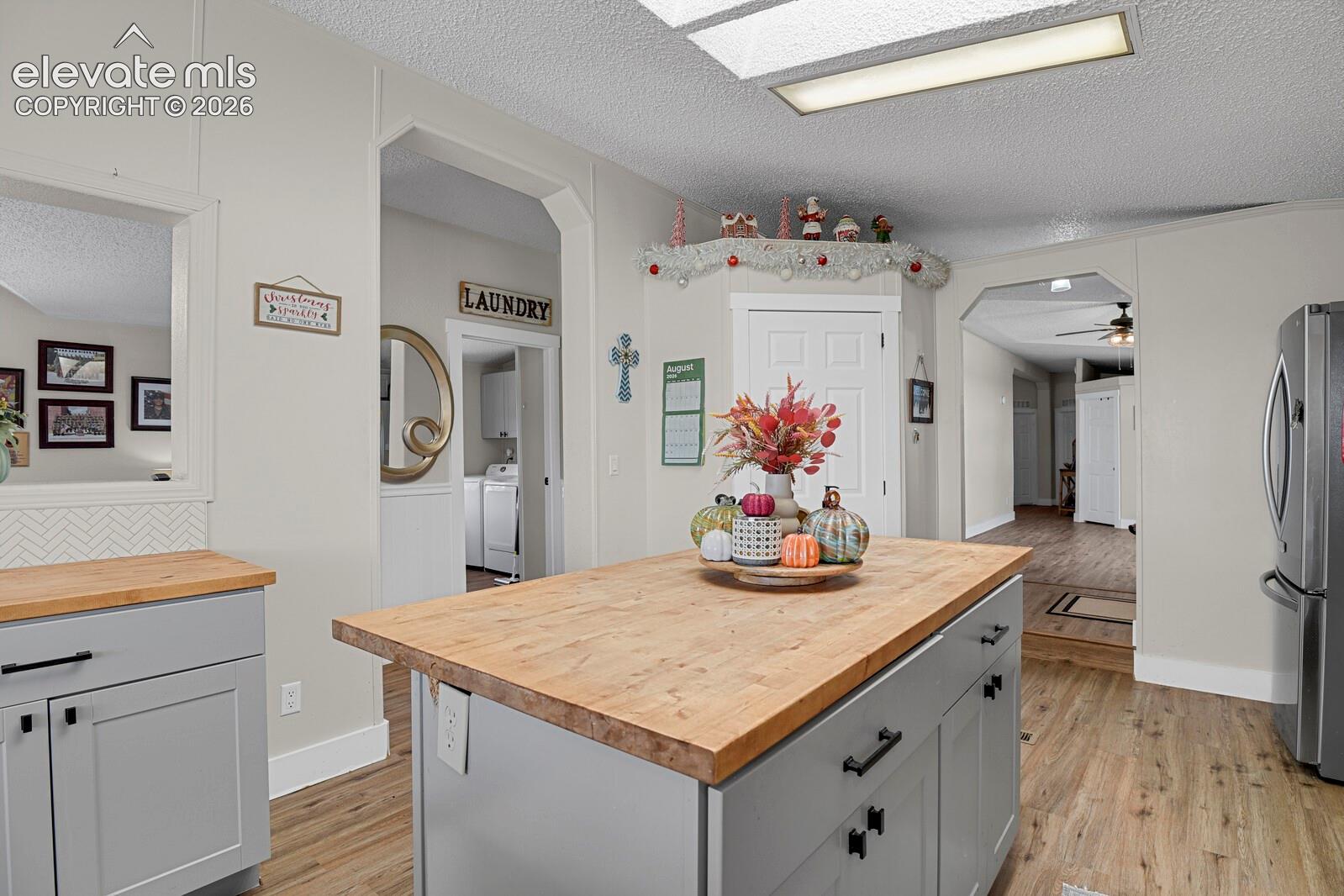Listing photo 19 for 2329 Southpark Road