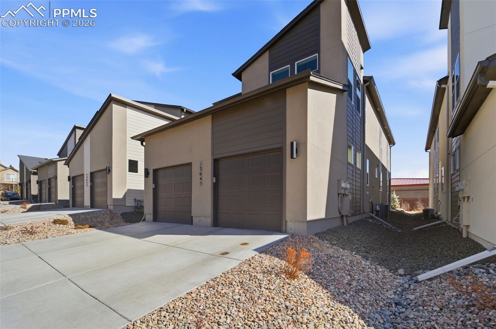 Listing photo 4 for 13645 Flurry Heights
