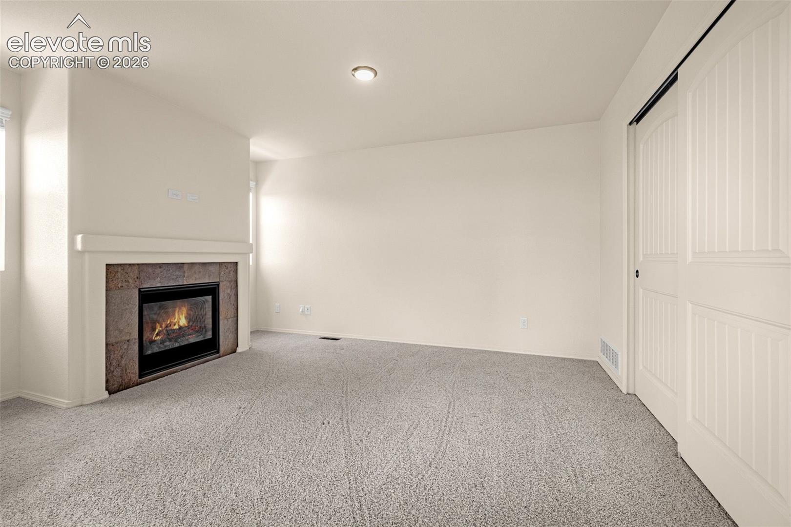 Listing photo 12 for 5917 Fergus Drive