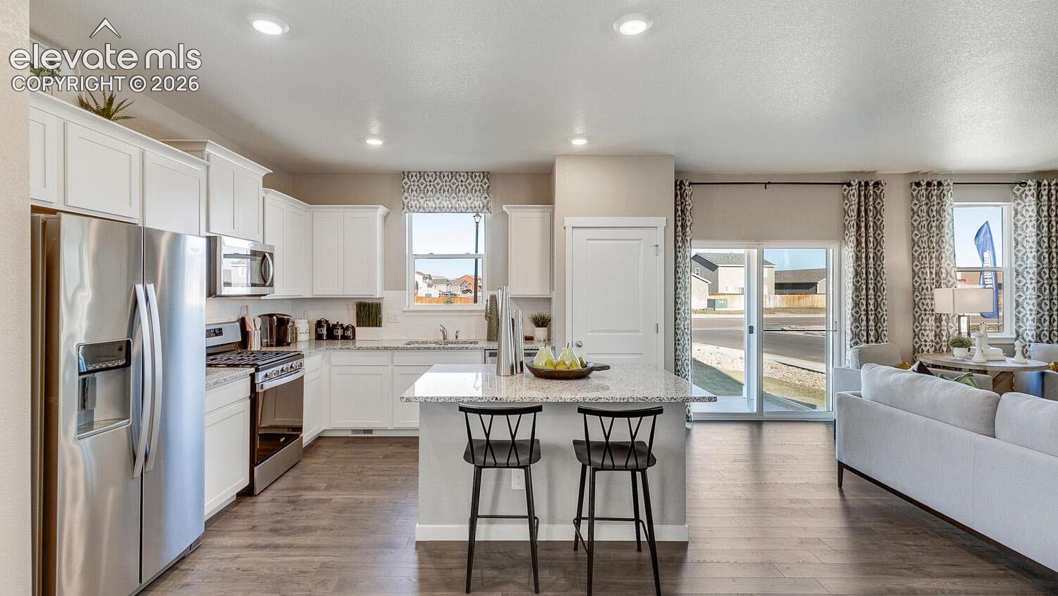 Listing photo 9 for 6636 Dragontail Terrace