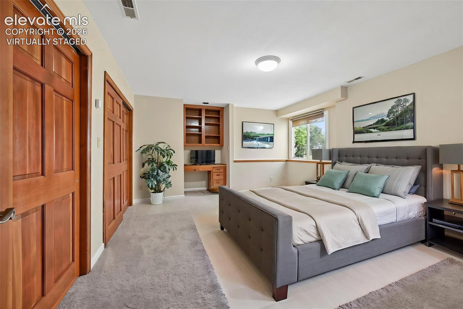 Listing photo 41 for 5365 Broadmoor Bluffs Drive