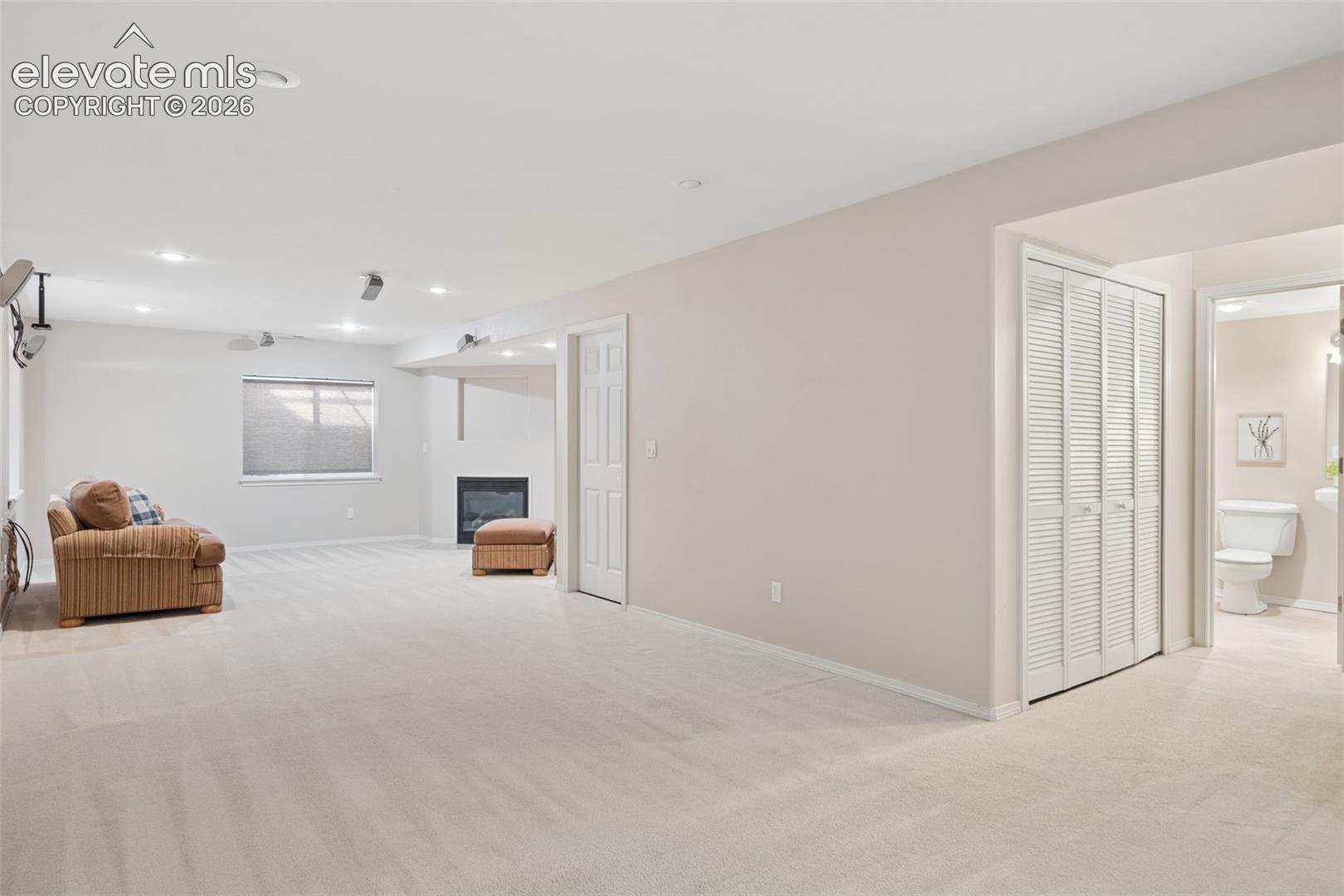 Listing photo 31 for 1272 Dream Lake Court