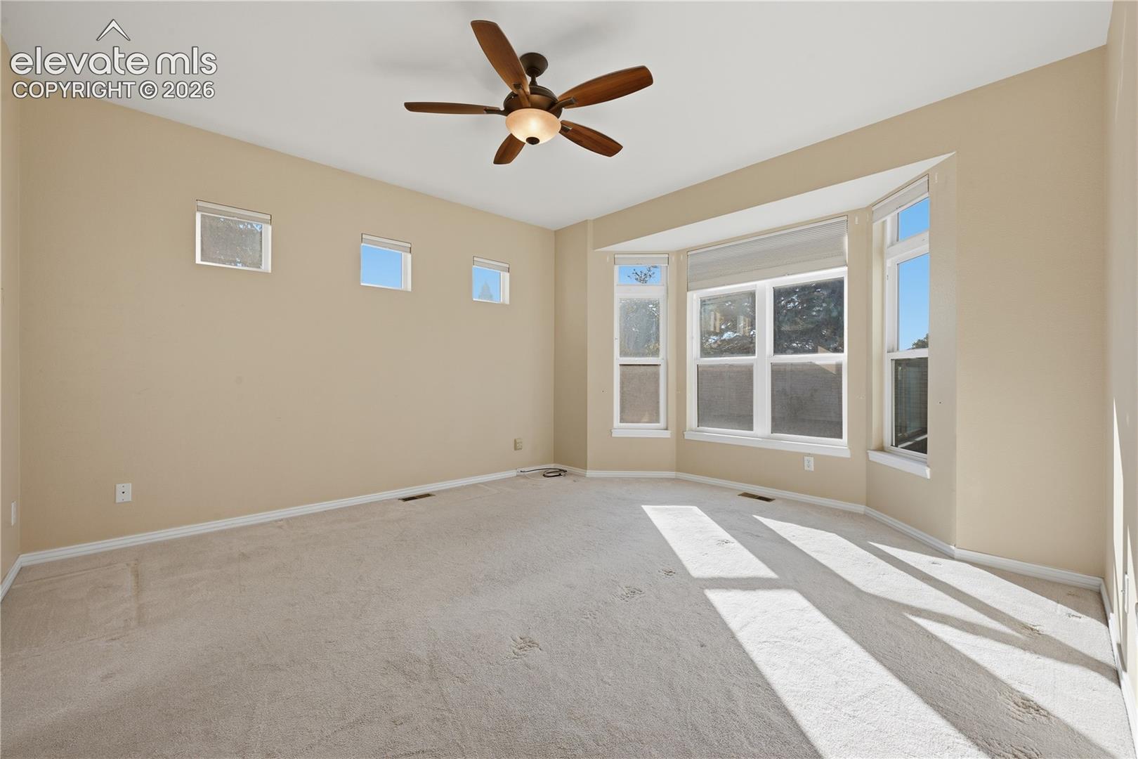 Listing photo 14 for 6639 Range Overlook Heights