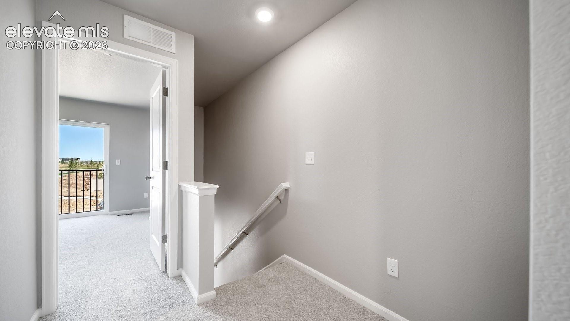 Listing photo 16 for 5660 Bowerman Lane