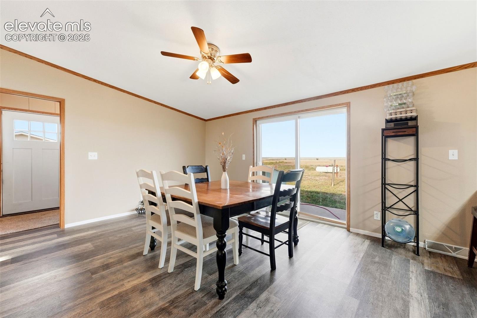 Listing photo 5 for 10635 Via Vaquaro Point