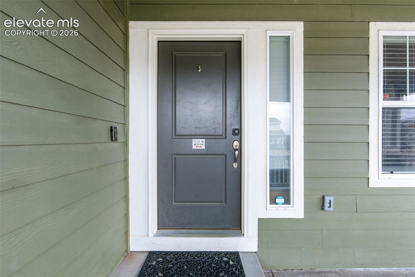 Listing photo 10 for 7447 Peachleaf Drive