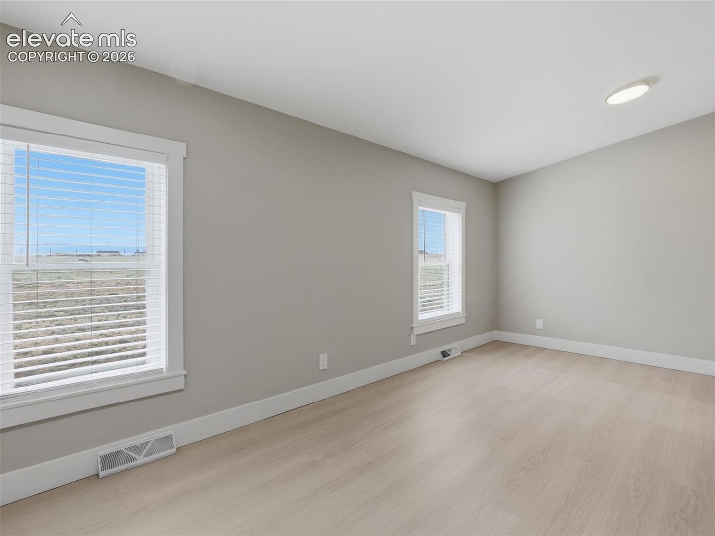 Listing photo 31 for 3750 S Enoch Road